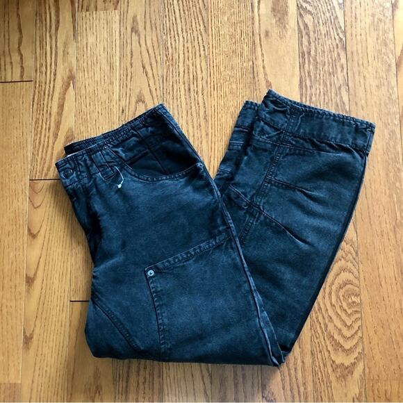 Free People We The Free Supersonic Slim Barrel Black Jeans Women’s Size 8 NWOT - Picture 12 of 14